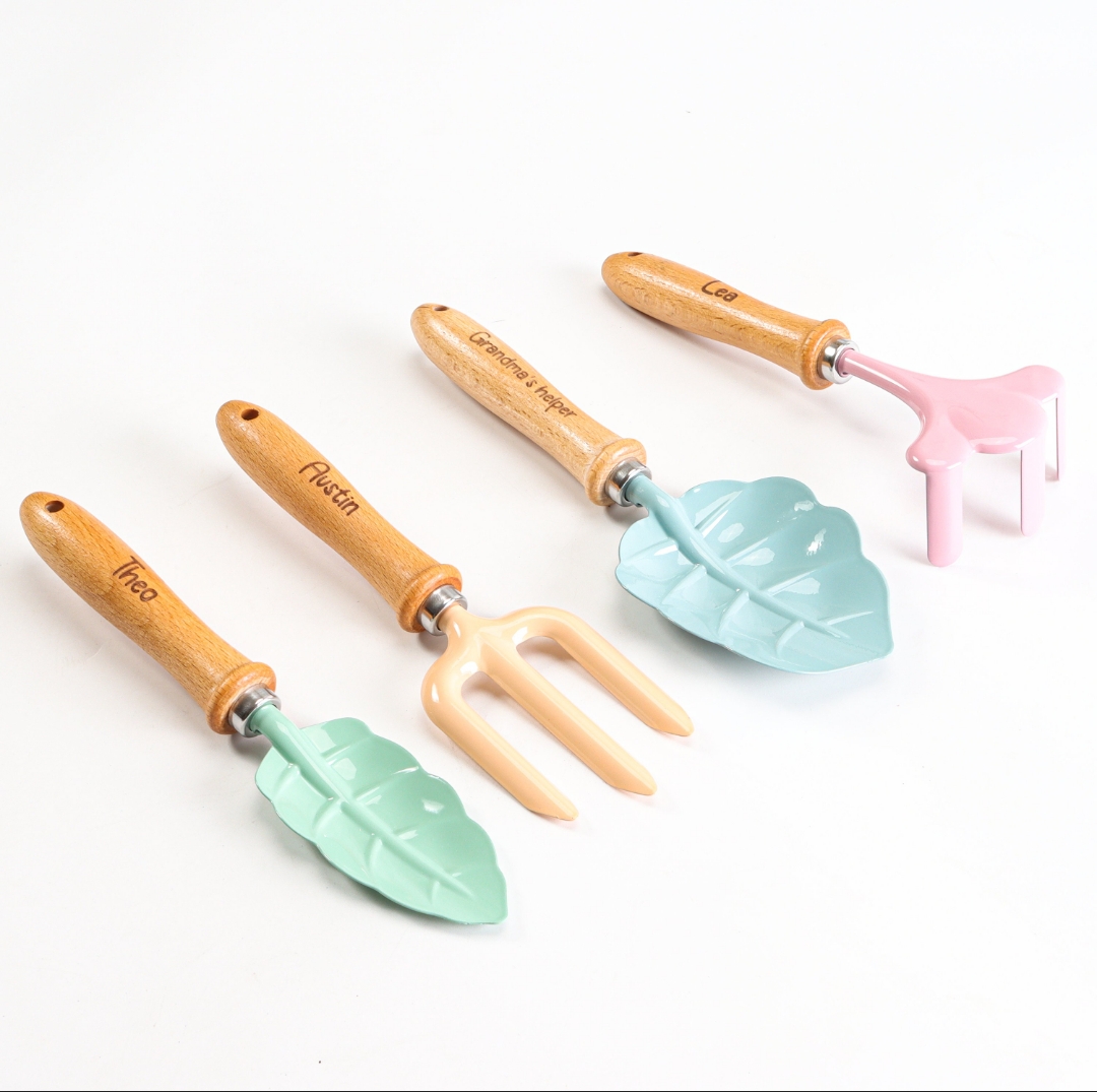 Set Peralatan Kebun Anak yang  - Gardening Tools Names For Kids ulasan dan harga